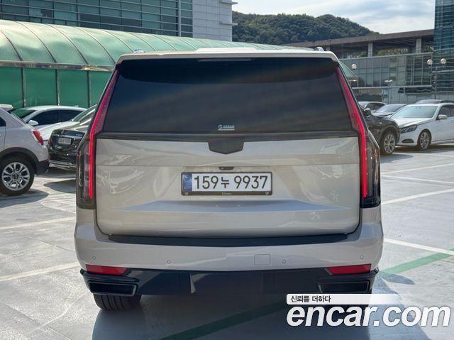 Cadillac Escalade (V) 6.2 Sports Platinum 2022 — фото 2