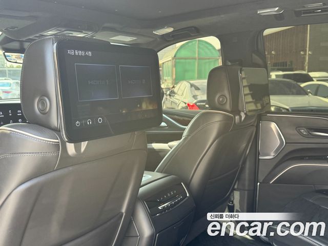 Cadillac Escalade (V) 6.2 Sports Platinum 2022 — фото 9