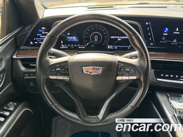 Cadillac Escalade (V) 6.2 Sports Platinum 2022 — фото 16