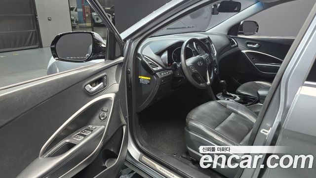 Hyundai Santa Fe (DM) Diesel(e-VGT) 2.0 2WD Exclusive 2015 — фото 10