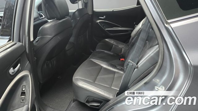 Hyundai Santa Fe (DM) Diesel(e-VGT) 2.0 2WD Exclusive 2015 — фото 12