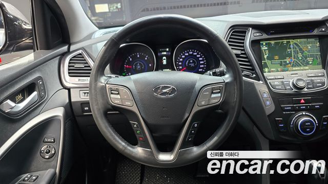 Hyundai Santa Fe (DM) Diesel(e-VGT) 2.0 2WD Exclusive 2015 — фото 13