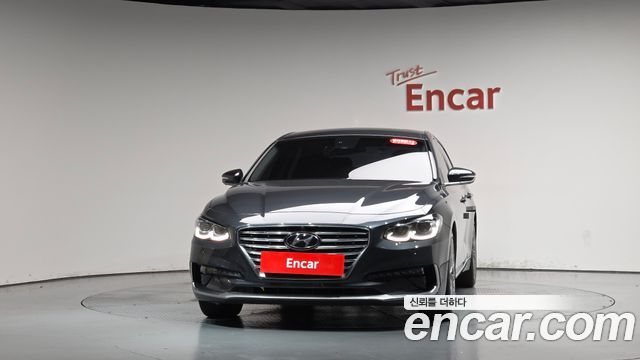 Hyundai Grandeur (IG) 3.0 Exclusive Special 2018 — фото 3