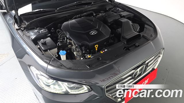 Hyundai Grandeur (IG) 3.0 Exclusive Special 2018 — фото 6
