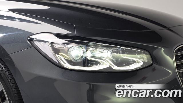 Hyundai Grandeur (IG) 3.0 Exclusive Special 2018 — фото 22