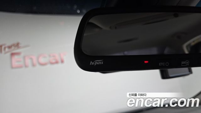 Hyundai Grandeur (IG) 3.0 Exclusive Special 2018 — фото 29