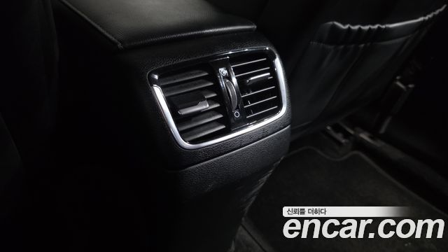 Hyundai Grandeur (IG) 3.0 Exclusive Special 2018 — фото 31
