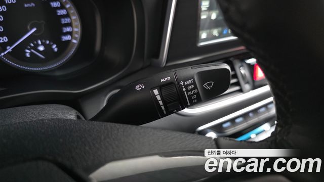 Hyundai Grandeur (IG) 3.0 Exclusive Special 2018 — фото 36