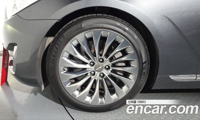 Genesis EQ900 3.3 T-GDI AWD Premiun Luxury 2018 — фото 5