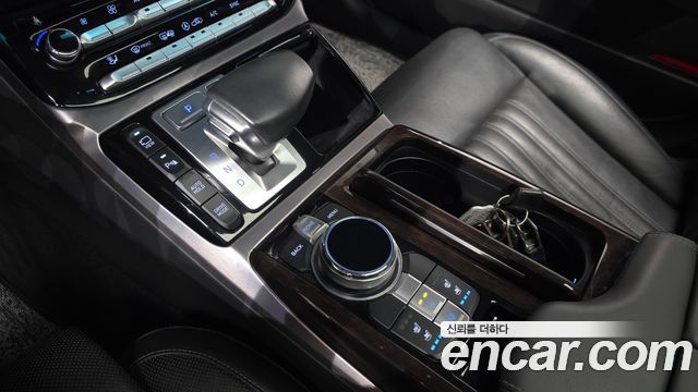 Genesis EQ900 3.3 T-GDI AWD Premiun Luxury 2018 — фото 9