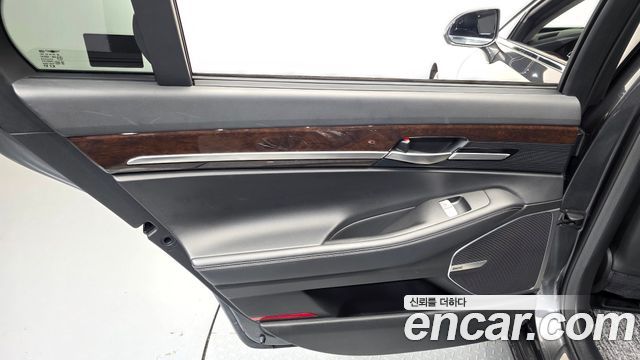Genesis EQ900 3.3 T-GDI AWD Premiun Luxury 2018 — фото 25