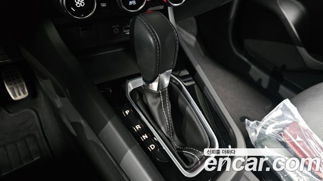 Renault Korea XM3 1.6 GTe RE 2023 — фото 9