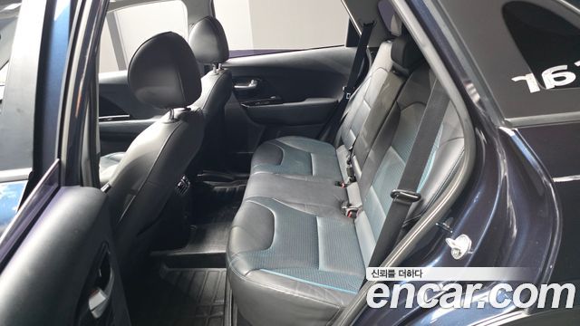 Kia Niro EV Noblesse 2019 — фото 15
