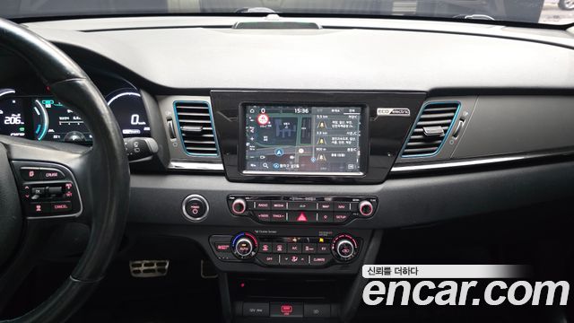 Kia Niro EV Noblesse 2019 — фото 18