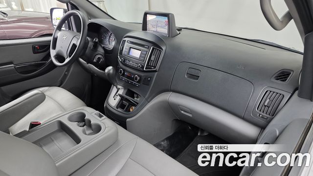 Hyundai Grand Starex 3-Seater VAN Smart 2017 — фото 7