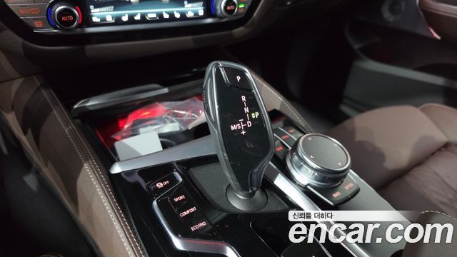 BMW 6 Series GT (G32) 630i xDrive M Sport Pro Final Edition 2024 — фото 9