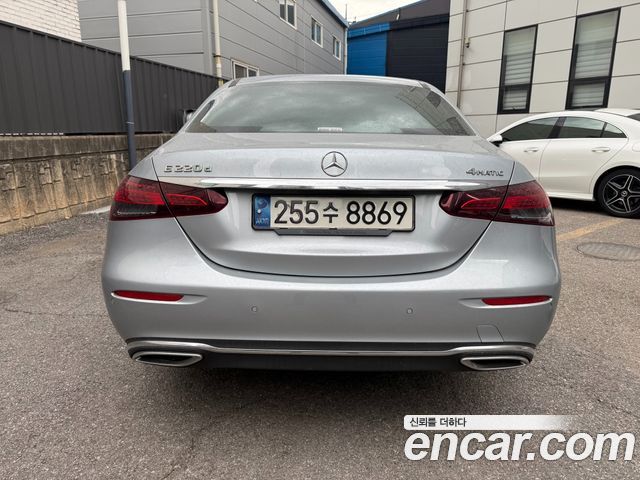 Mercedes-Benz E-Class (W213) E220d Exclusive 2021 — фото 4