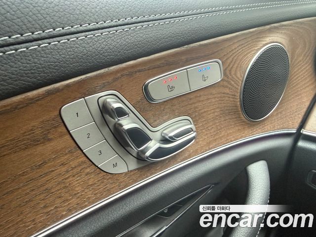 Mercedes-Benz E-Class (W213) E220d Exclusive 2021 — фото 19