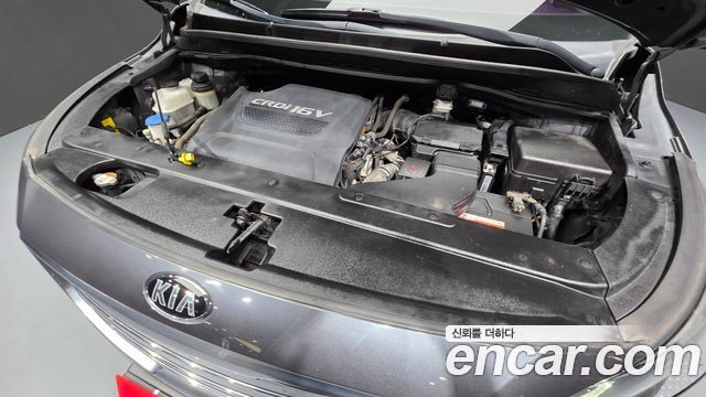 Kia Carnival 9-seater Prestige 2017 — фото 6