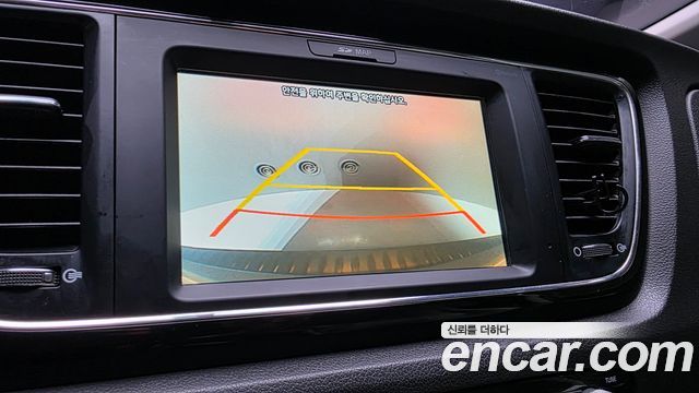Kia Carnival 9-seater Prestige 2017 — фото 16