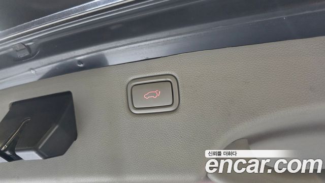 Kia Carnival 9-seater Prestige 2017 — фото 19
