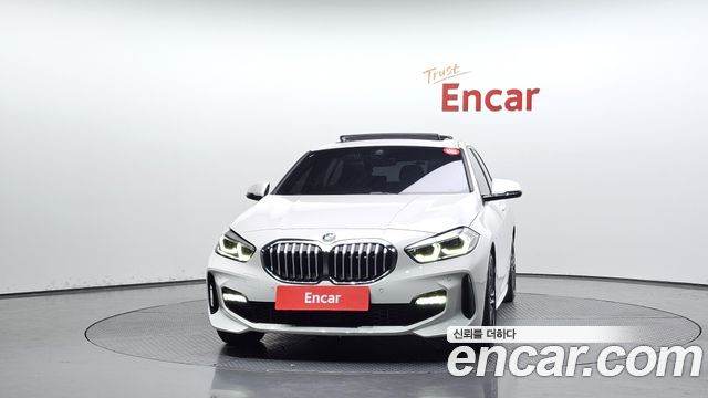 BMW 1 Series (F40) 120i M Sports 2023 — фото 3