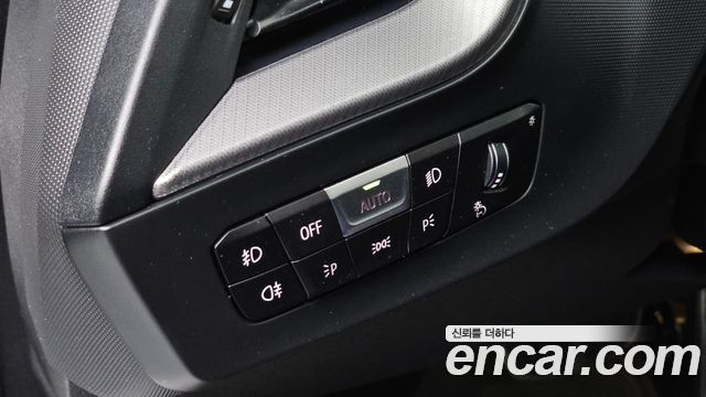 BMW 1 Series (F40) 120i M Sports 2023 — фото 14