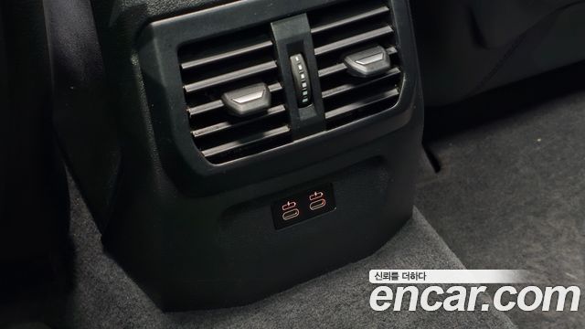 BMW 1 Series (F40) 120i M Sports 2023 — фото 31