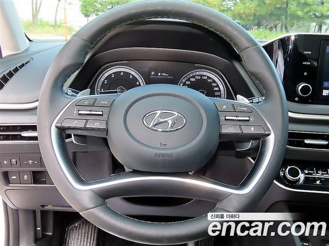 Hyundai Sonata (DN8) 2.0 Modern 2023 — фото 8