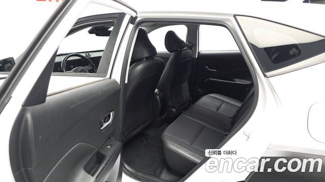 Hyundai Kona (SX2) Gasoline 1.6 Turbo 2WD Modern 2023 — фото 12
