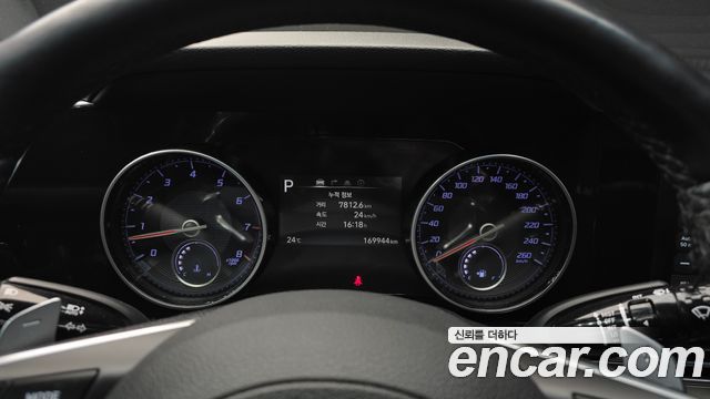Hyundai Grandeur (IG) 3.0 LPi (Taxi) example 2022 — фото 8
