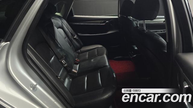 Hyundai Grandeur (IG) 3.0 LPi (Taxi) example 2022 — фото 11