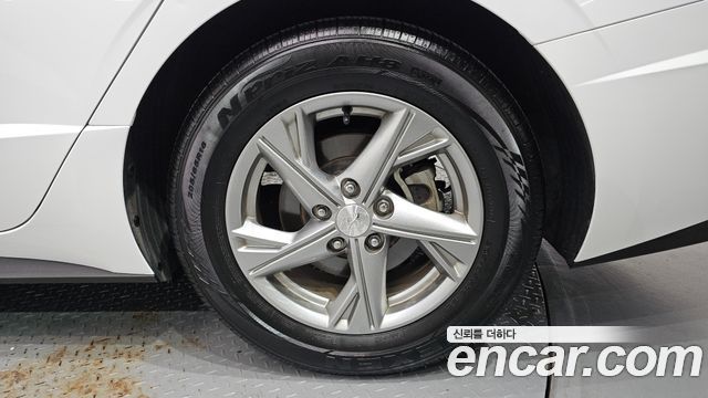 Hyundai Sonata (DN8) 2.0 LPG(rental car) Style 2022 — фото 21