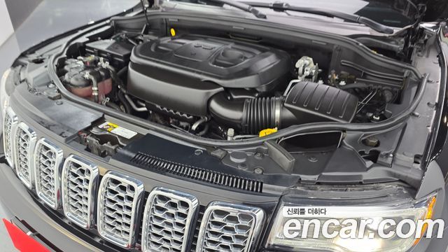 Jeep Grand Cherokee 3.6 Overland WK2 2020 — фото 6