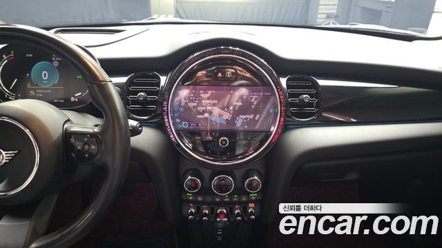 MINI Cooper S 5Door Classic Third Generation 2022 — фото 14