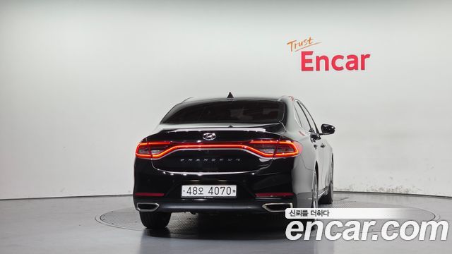 Hyundai Grandeur (IG) 2.4 Premium 2019 — фото 4