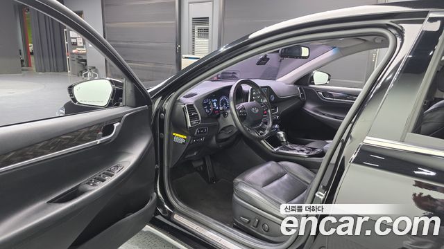 Hyundai Grandeur (IG) 2.4 Premium 2019 — фото 10