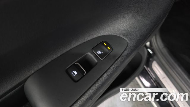 Hyundai Grandeur (IG) 2.4 Premium 2019 — фото 20