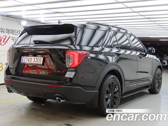 Ford Explorer (VI) 2.3 LimIted 4WD 2022 — фото 3
