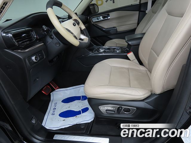 Ford Explorer (VI) 2.3 LimIted 4WD 2022 — фото 6