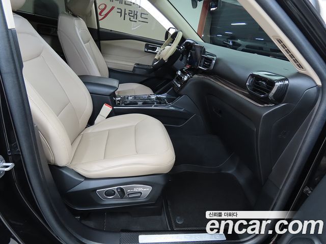 Ford Explorer (VI) 2.3 LimIted 4WD 2022 — фото 7