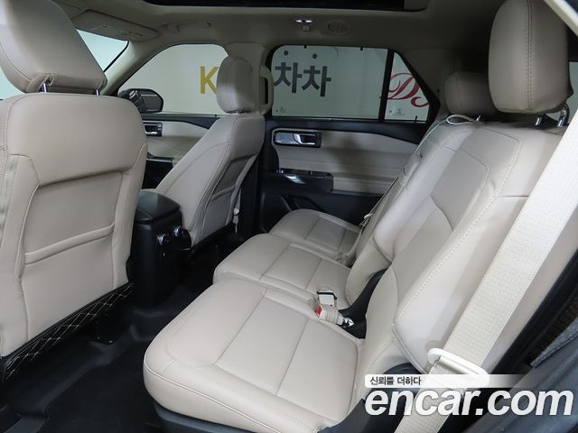 Ford Explorer (VI) 2.3 LimIted 4WD 2022 — фото 9