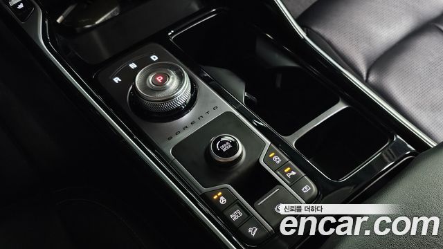 Kia Sorento (IV) Gasoline 2.5T 2WD Prestige 2024 — фото 9