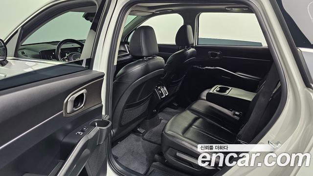 Kia Sorento (IV) Gasoline 2.5T 2WD Prestige 2024 — фото 11