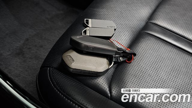 Kia Sorento (IV) Gasoline 2.5T 2WD Prestige 2024 — фото 18