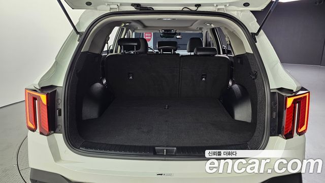Kia Sorento (IV) Gasoline 2.5T 2WD Prestige 2024 — фото 20