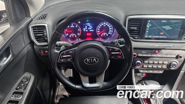 Kia Sportage The Bold Diesel 2.0 2WD Luxury 2019 — фото 13
