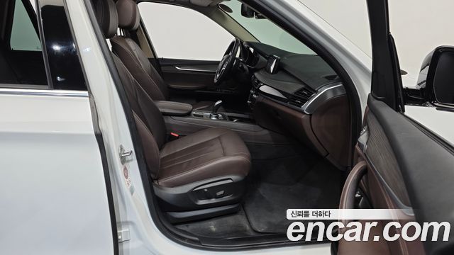 BMW X5 (F15) xDrive 30d 2017 — фото 11