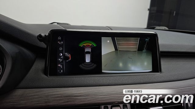 BMW X5 (F15) xDrive 30d 2017 — фото 16