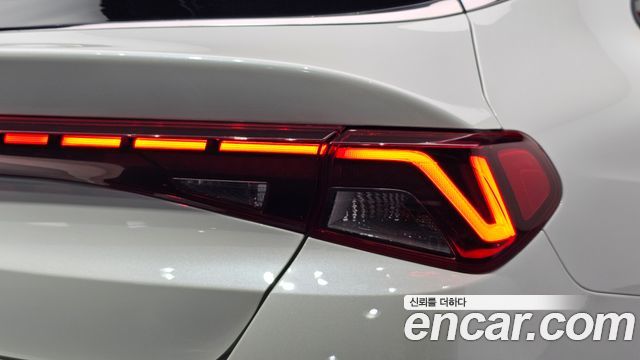 Kia K5 (III) 1.6 Turbo Noblesse 2022 — фото 23